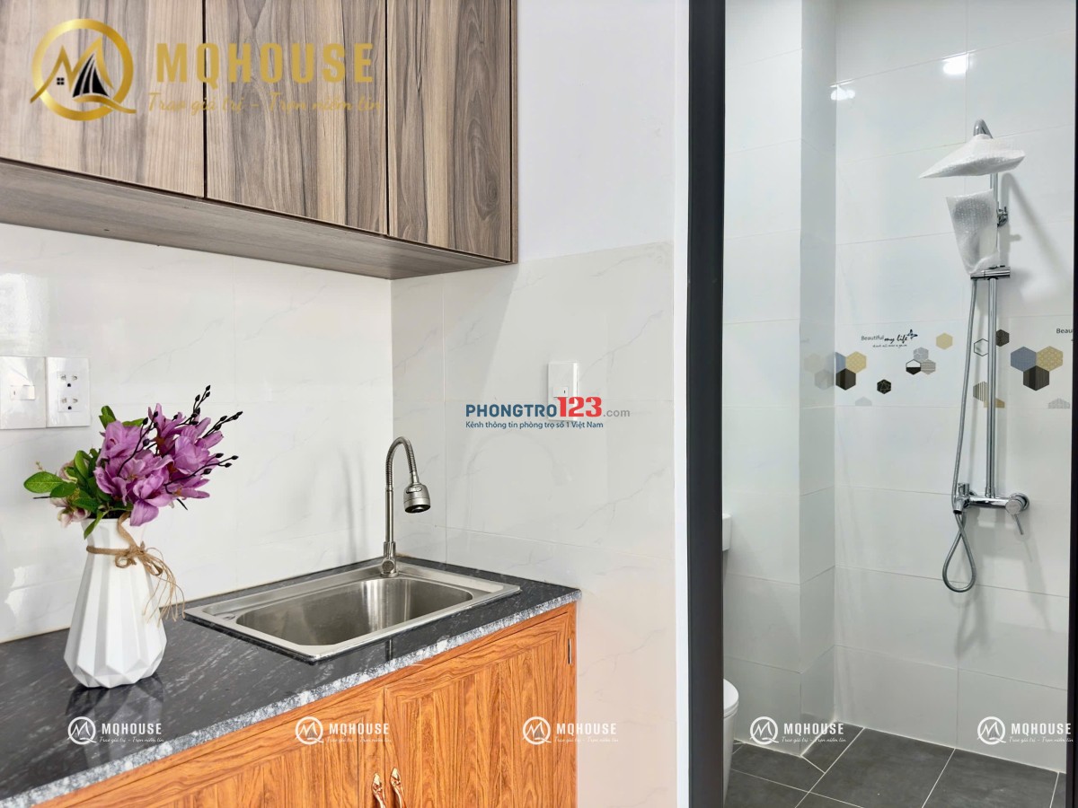 Cho thuê căn hộ ban công Full NT mới 100% ở Luỹ Bán Bích, Tân Phú