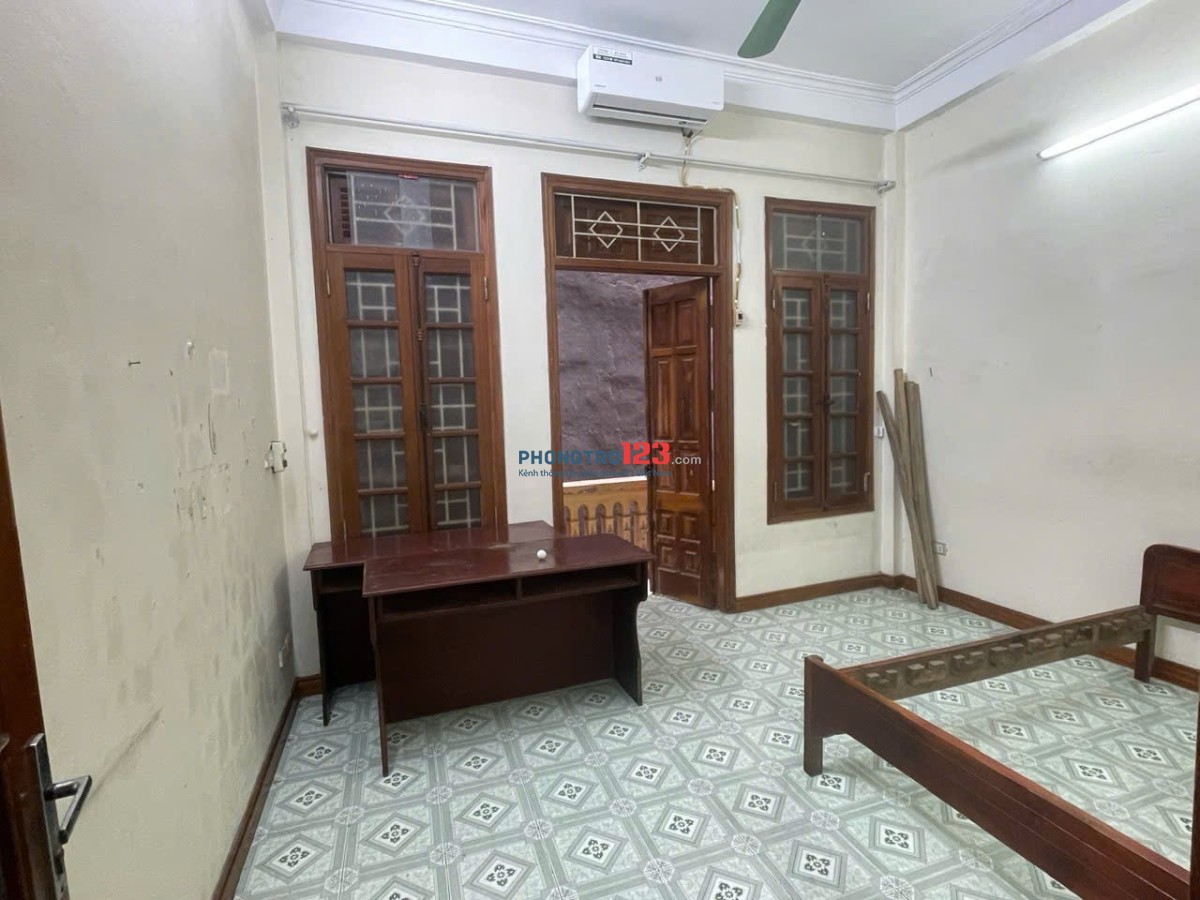 Cho thuê nhà ở. DT 40m2 x 2 tầng. Số 52b, ngõ 203 Đường Trường Chinh, Khương Mai, Thanh Xuân, HN.