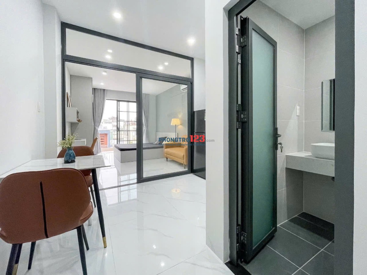 PHÒNG TRỐNG FULL NỘI THẤT BAN CÔNG RIÊNG 1PN