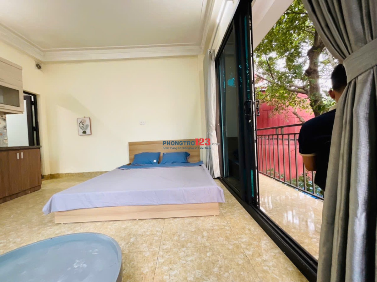 PHÒNG ĐẸP - BAN CÔNG RỘNG - TẠI XUÂN ĐỈNH