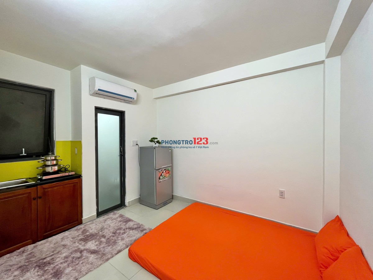 PHÒNG CHO THUÊ ĐẦY ĐỦ TIỆN NGHI, CỬA SỔ THOÁNG MÁT XÔ VIẾT NGHỆ TĨNH BÌNH THẠNH