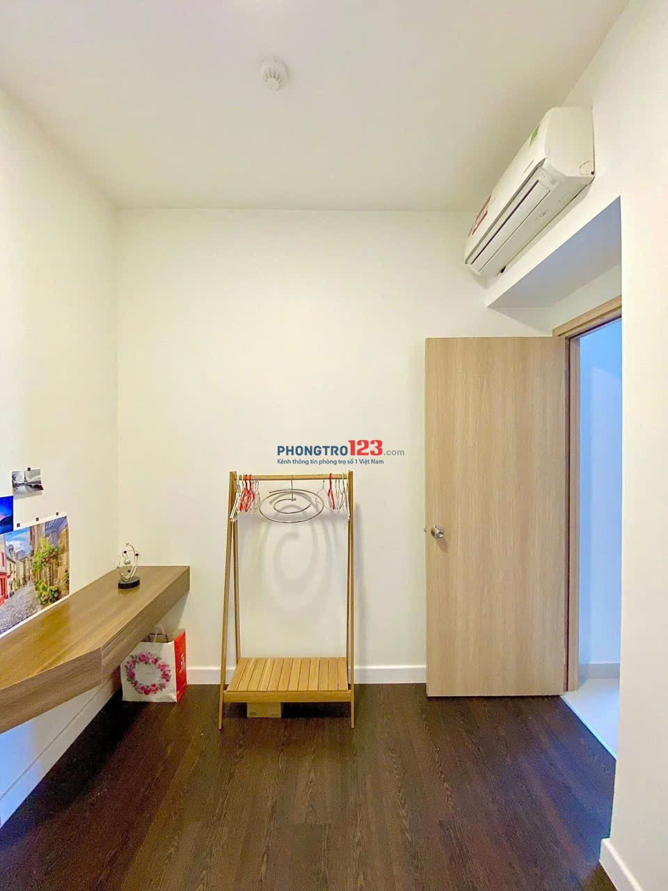 Chung cư Hà Đô, Phan Văn Công, GV: 2p ngủ, ban công, 12tr/tháng