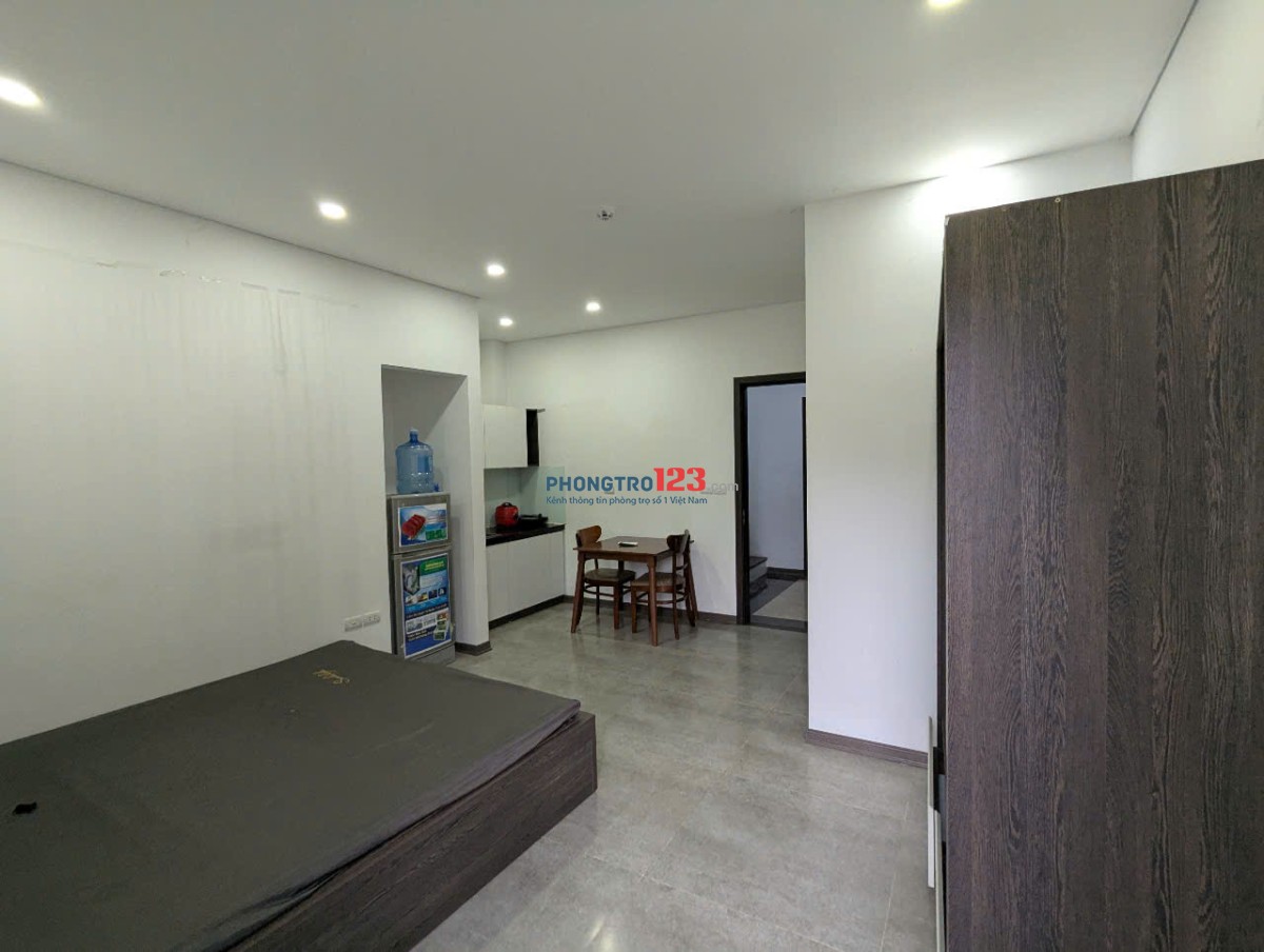 Cho thuê phòng giá rẻ 5tr đầy đủ nội thất, tv, máy giặt, ban công