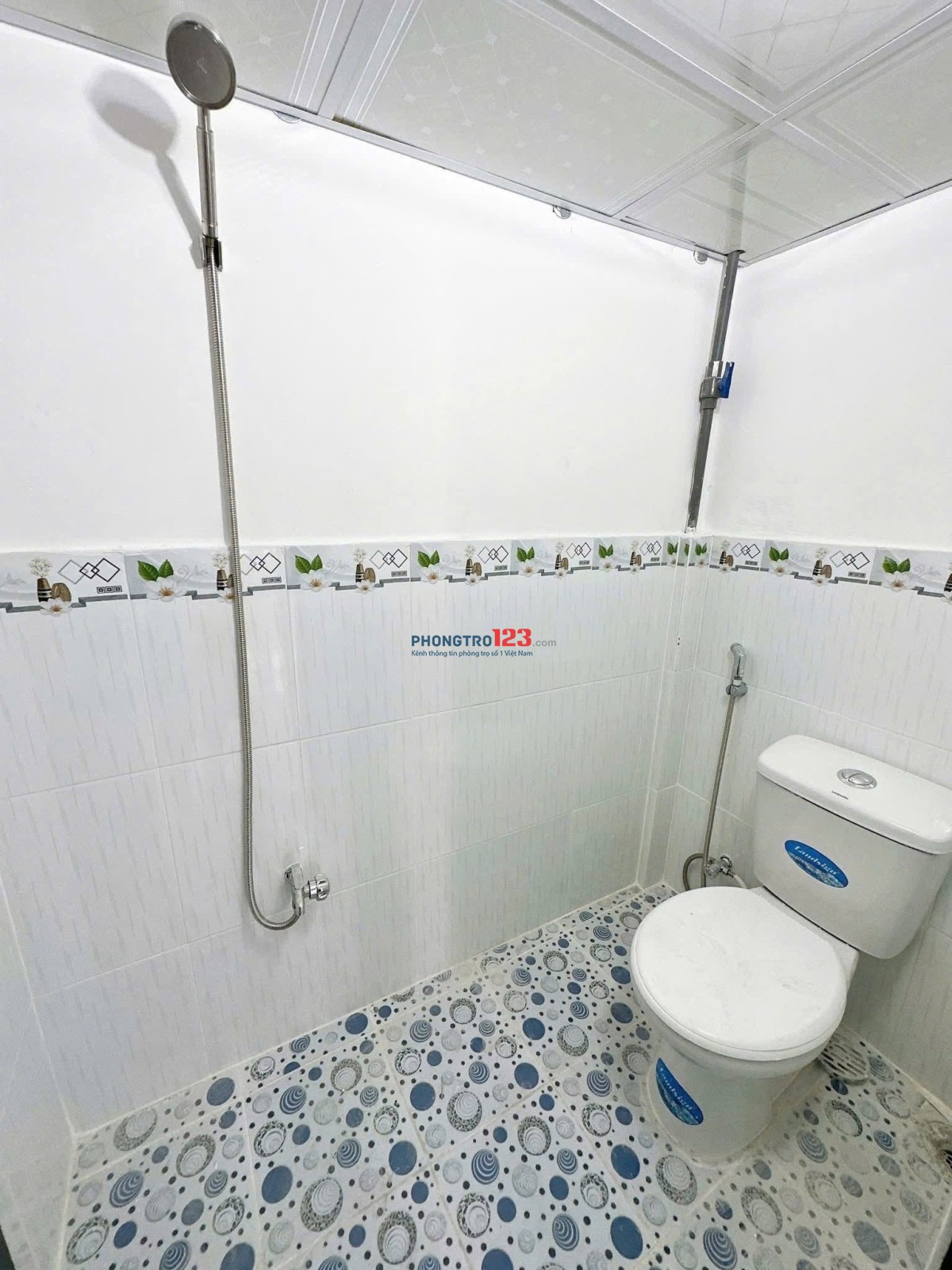PHÒNG MỚI BAN CÔNG, SẴN MÁY LẠNH- MÁY GIẶT - NGAY HƯƠNG LỘ 2- LÊ ĐÌNH CẨN- BÌNH TRỊ ĐÔNG- TÊN LỬA