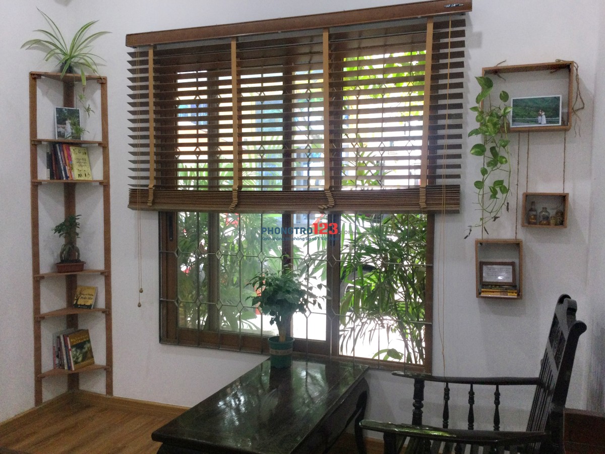 CHO THUÊ PHÒNG CÓ CỬA SỔ CÂY XANH RẤT ĐẸP NGAY ĐẦU CẦU RỒNG GIÁ 3 TRIỆU