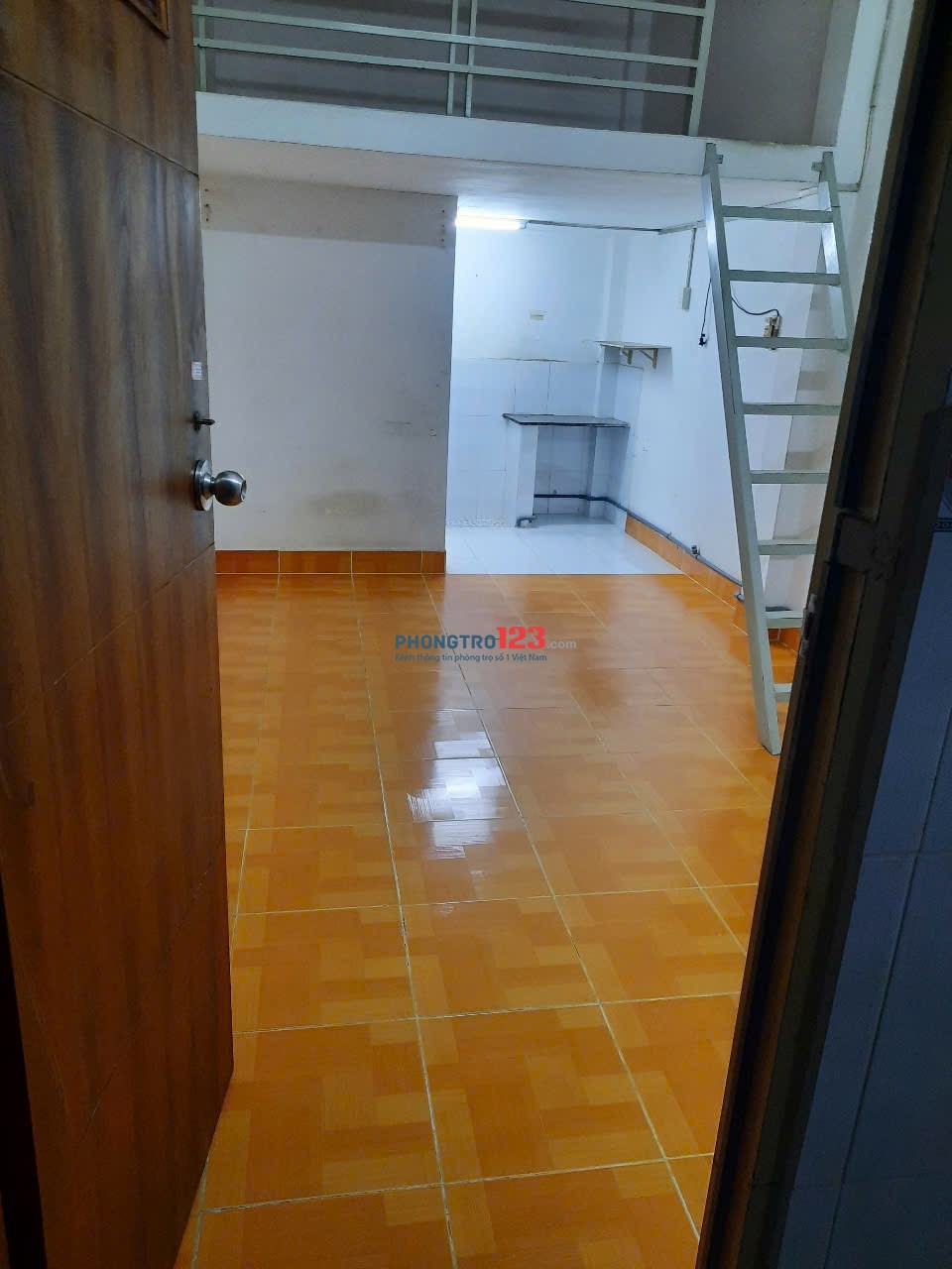 TÌM NỮ Ở GHÉP QUẬN 7 PHÒNG TRỌ CÓ GÁC 25m vuông