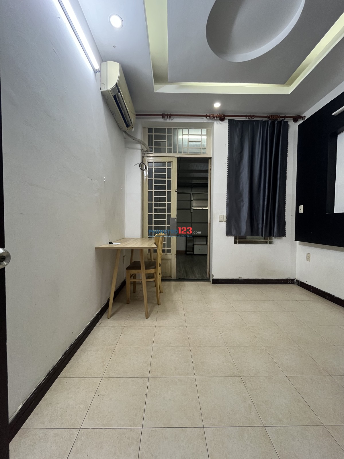 1PN TÁCH BẾP CỬA SỔ 451 HAI BÀ TRƯNG Q.3, GẦN CẦU KIỆU,ĐỐI DIỆN Q.1