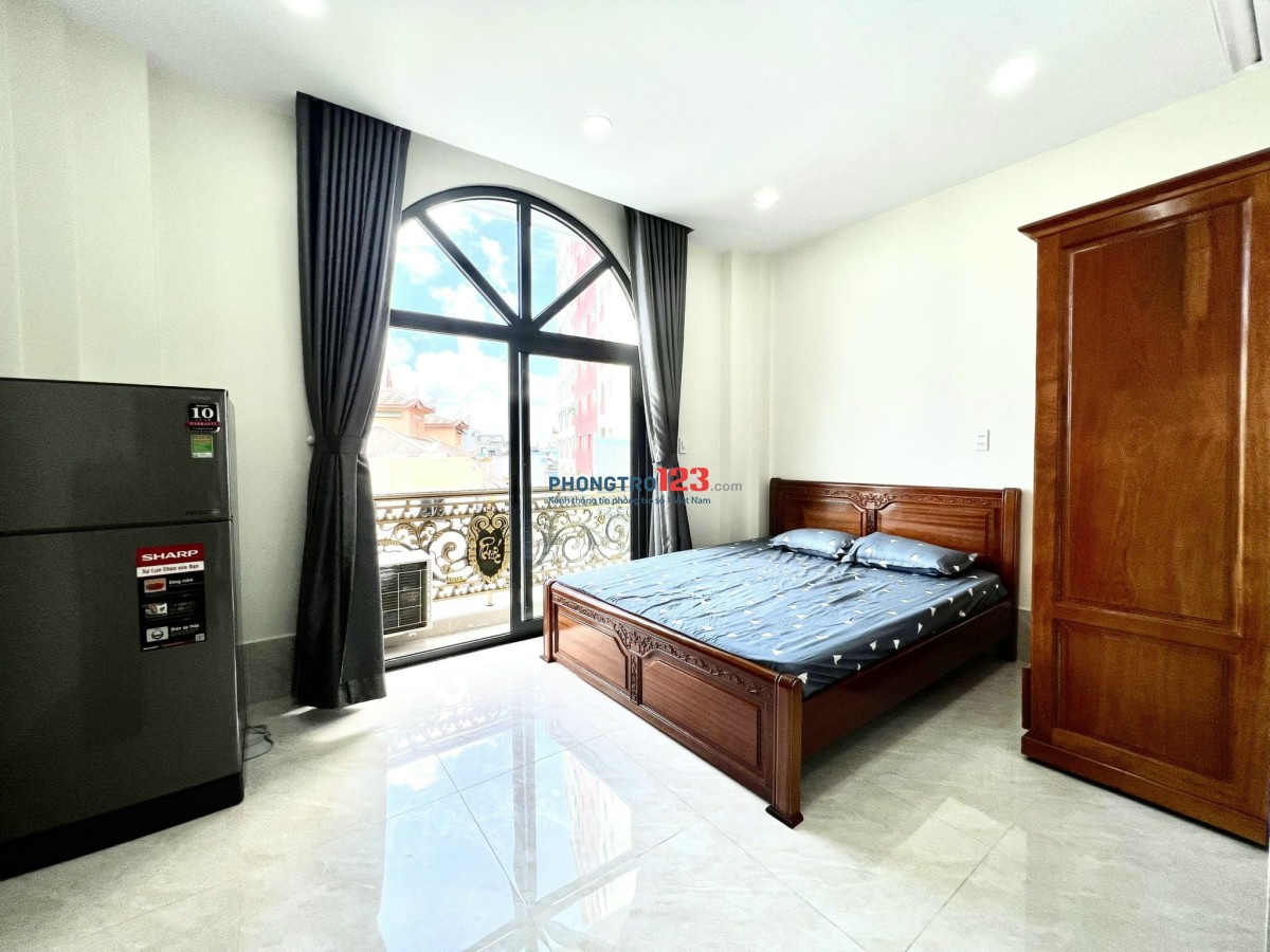 PHÒNG BAN CÔNG ĐẦY ĐỦ NỘI THẤT NGAY NGUYỄN VĂN THƯƠNG, GẦN ĐH HỒNG BÀNG, ĐH KINH TẾ - TÀI CHÍNH