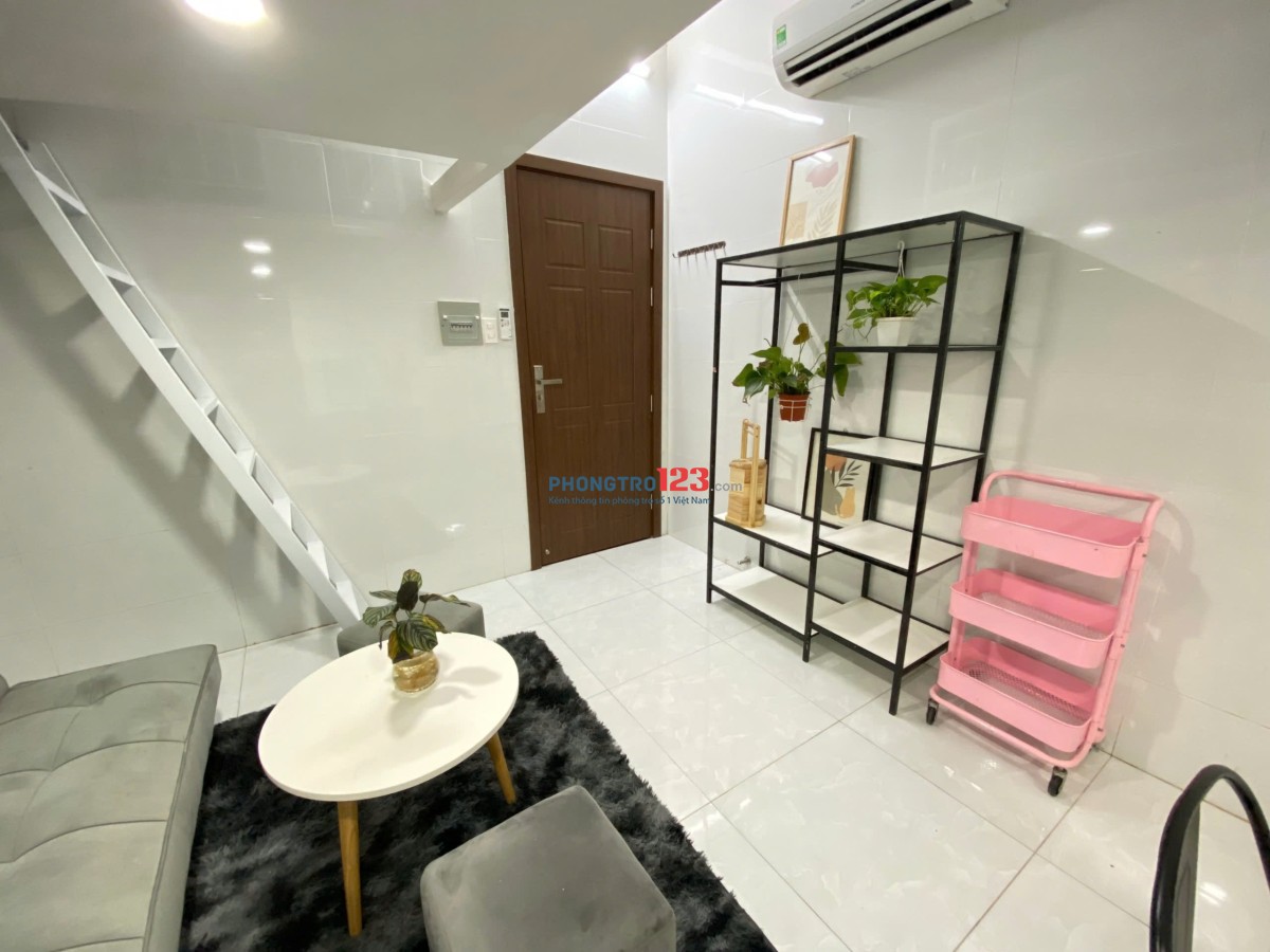 Tiện Nghi - Kế Cận HUTECH, Giao Thông Vận Tải, UEF... Phòng Riêng Fully Tiện Ích , Phó Đức Chính