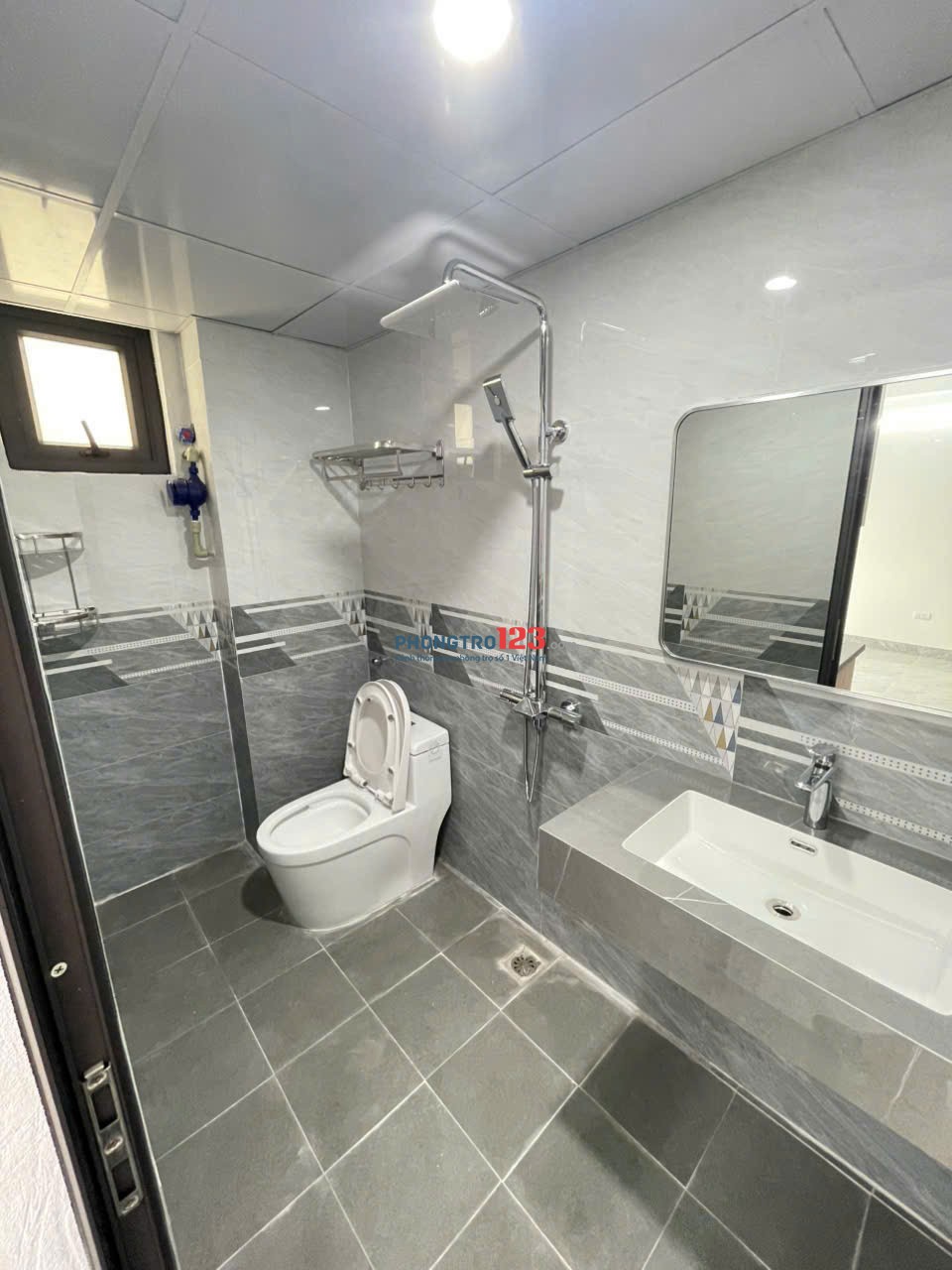 CẦN PASS PHÒNG TRỌ 30m2 TẠI HOÀNG MAI - HÀ NỘI