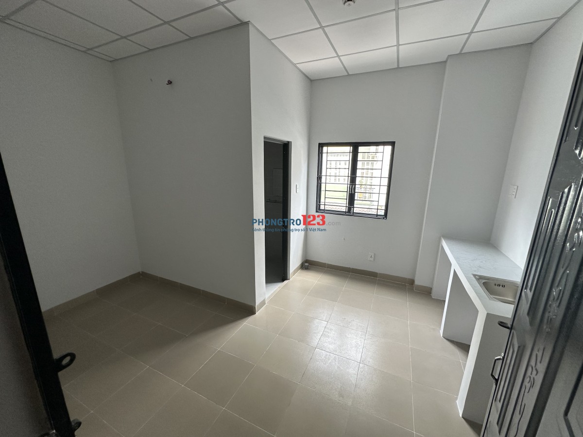 Phòng trọ 14,47m2 đường TL15 Thạnh Lộc, Quận 12