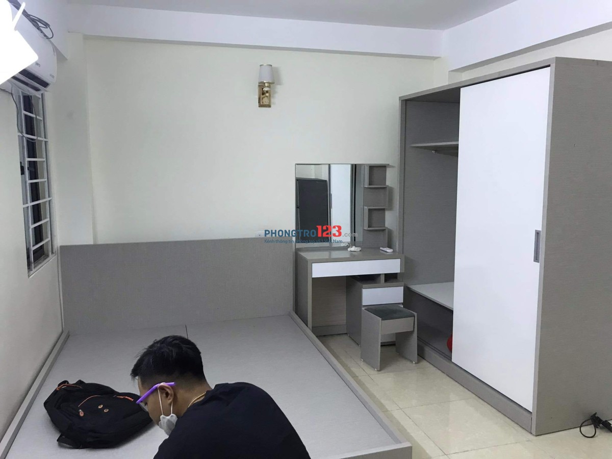 FREE Vé XE, Nươc, Wifi. Cho Khách Thuê Là Sinh Viên Ngã Tư Trương Định - Giáp Bát - Tân Mai
