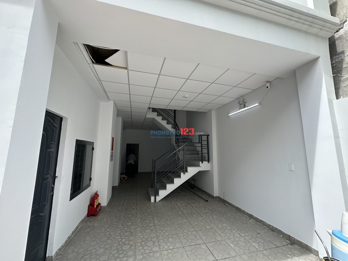 Phòng trọ 14,47m2 đường TL15 Thạnh Lộc, Quận 12