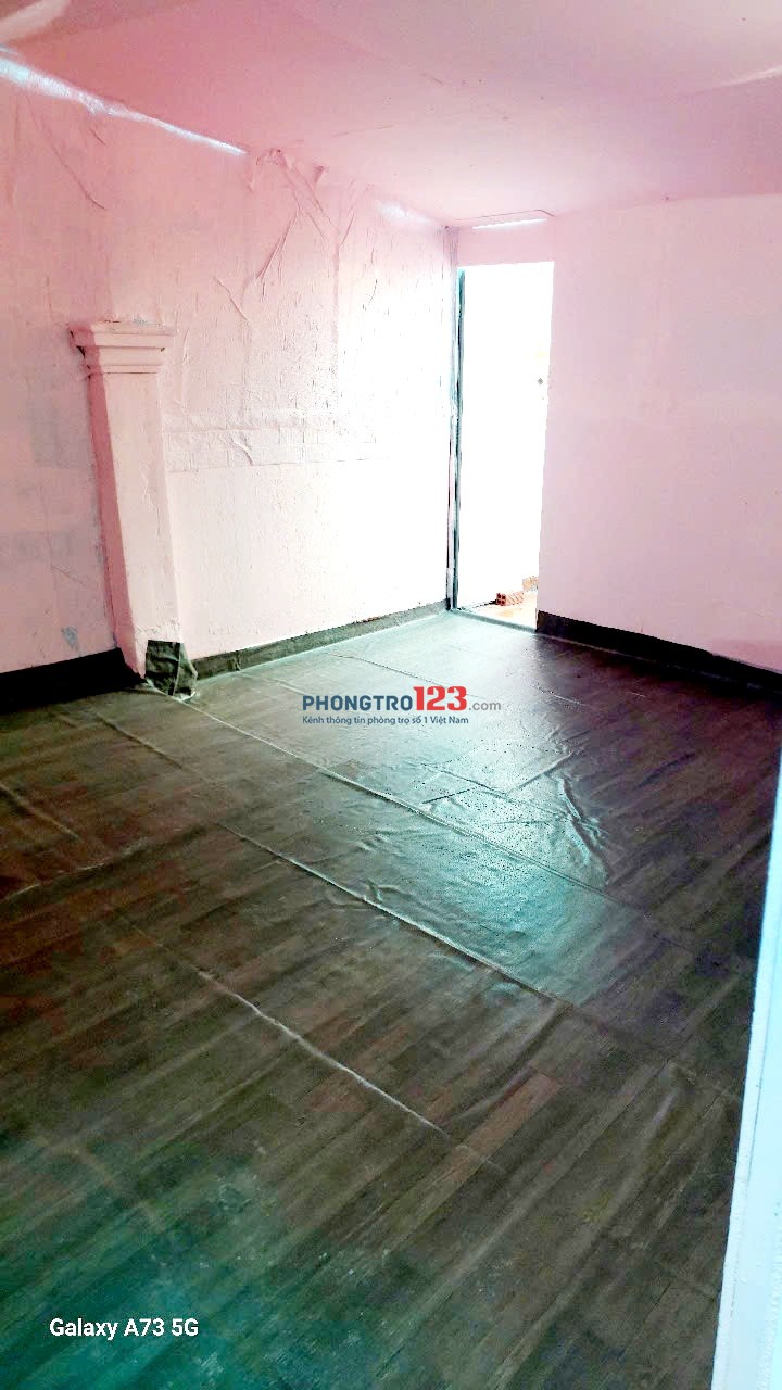 Cho Thuê Phòng Q3, rộng rãi thoải mái, cửa sổ lớn ban công.1tr7 2tr5.