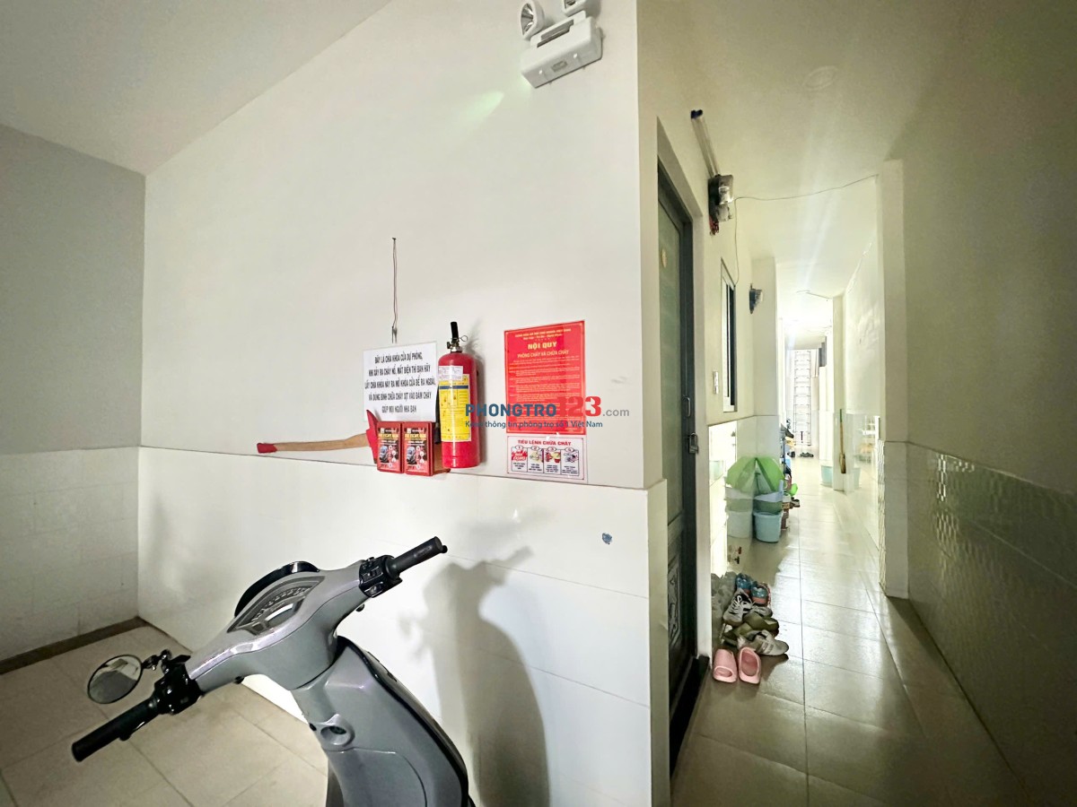 Phòng mới xây có gác tại 566/41A Nguyễn Thái Sơn p5 Gò Vấp giá rẻ dịp hè