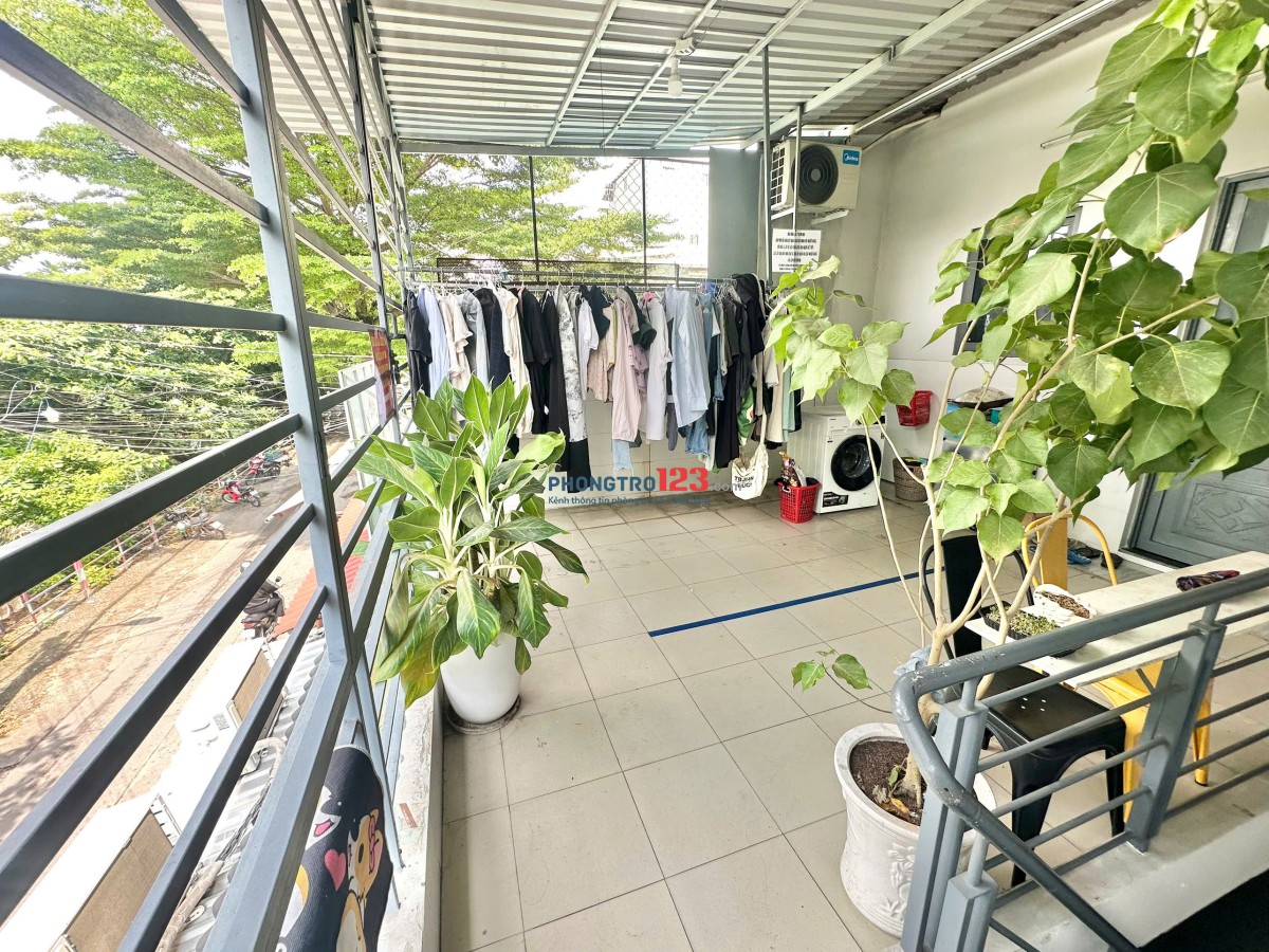 Phòng mới xây có gác tại 566/41A Nguyễn Thái Sơn p5 Gò Vấp giá rẻ dịp hè