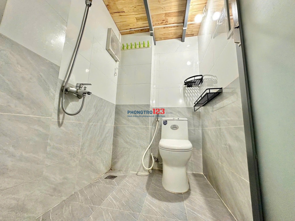Phòng mới xây có gác tại 566/41A Nguyễn Thái Sơn p5 Gò Vấp giá rẻ dịp hè