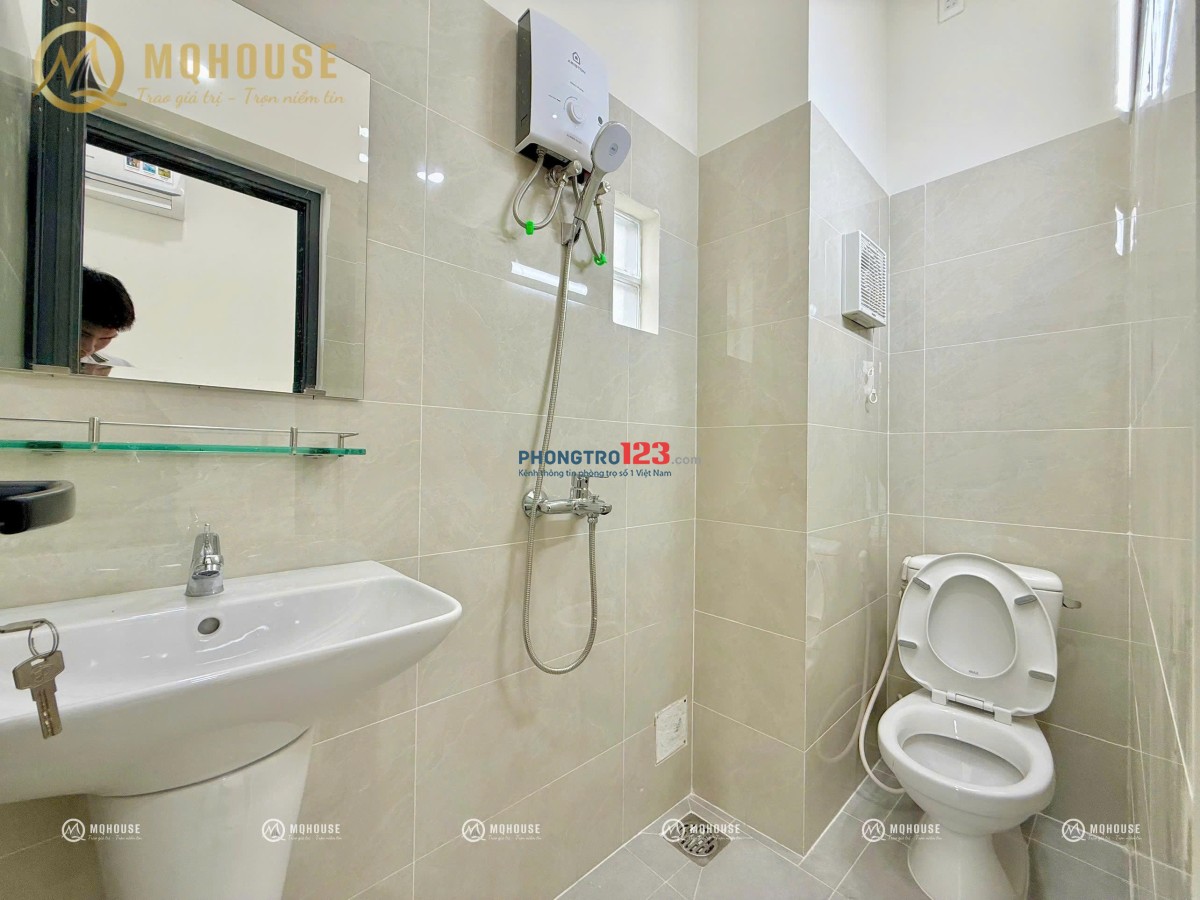 CHO THUÊ CHDV STUDIO BAN CÔNG MỚI 100% NGAY BỜ KÈ HOÀNG SA - TRƯỜNG SA GIÁP PHÚ NHUẬN, Q3