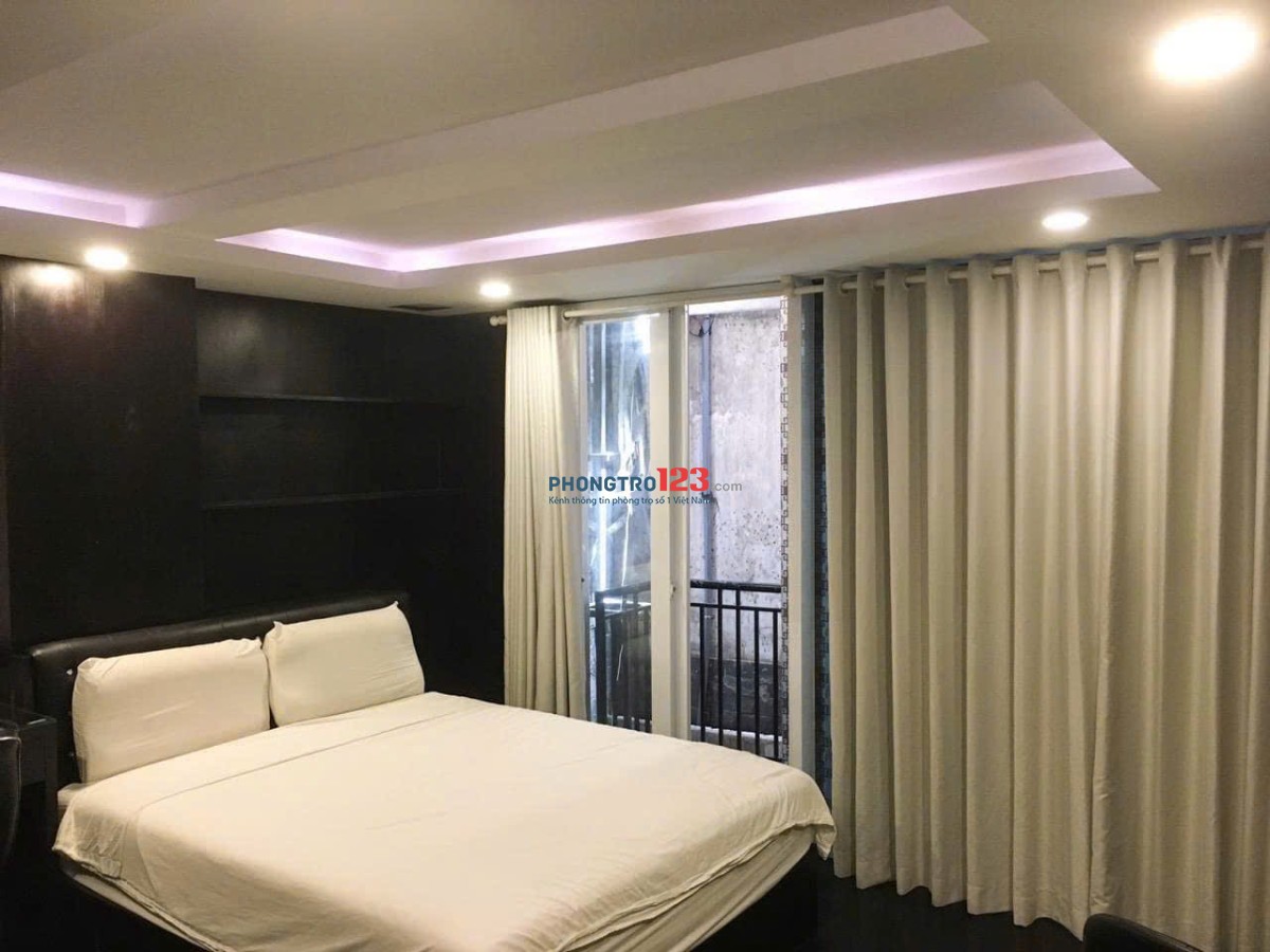 Cho thuê Căn hộ Quận Bình Thạnh, Ban Công máy giặt riêng, Full nội thất