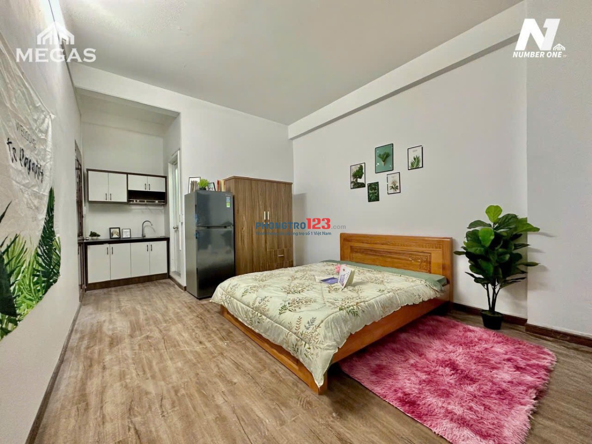 Phòng 35m2 Full Nội Thất Có Ban Công Gần Hutech, Đại Học Ngoại Thương, UEF, GTVT, Ngã Tư Hàng Xanh