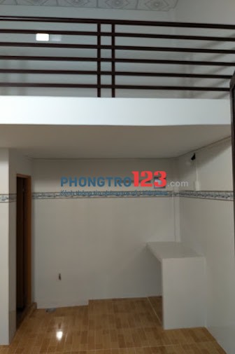 Cho thuê nhà trọ CMT8 mới Nguyên căn, cổng rào riêng như MiniHouse, cho nuôi thú cưng