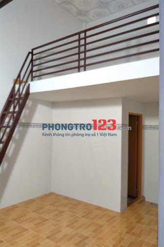 Cho thuê nhà trọ CMT8 mới Nguyên căn, cổng rào riêng như MiniHouse, cho nuôi thú cưng