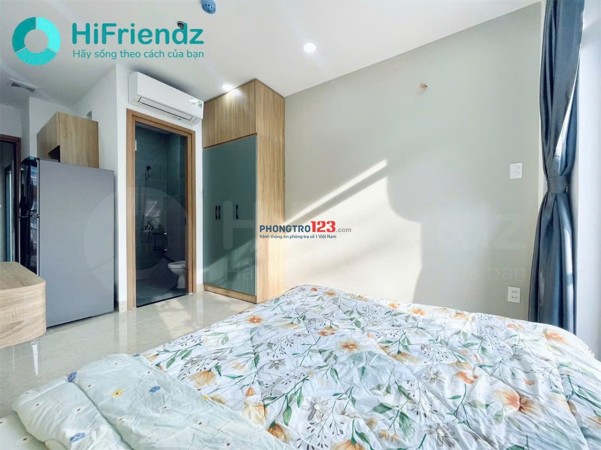 Thuê Ngay Studio Ban công 35m2 tại Lê Trực gần Chợ Bà Chiểu .
