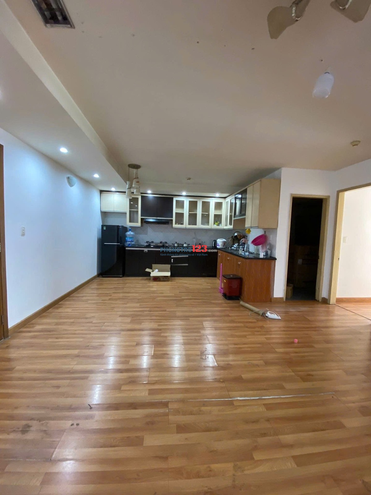 Chung cư Bàu Cát 2, Tân Bình, 110m2, 3PN, Nt cơ bản, 12tr/tháng.