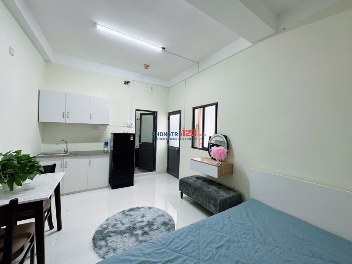 CHO THUÊ PHÒNG THANG MÁY, BAN CÔNG, XA BẾP - BẠCH ĐẰNG, BÌNH THẠNH GẦN Q1, Q2, Q3, PHÚ NHUẬN, GÒ VẤP