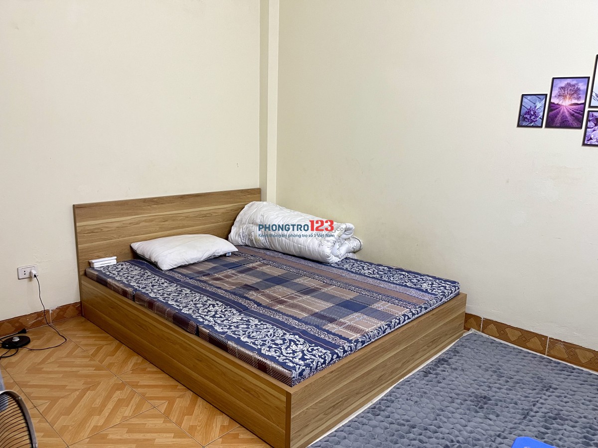 Mình cần sang nhượng phòng giá 2 triệu có đủ đồ cơ bản ở ngõ 81 Mễ Trì Thượng, Nam Từ Liêm