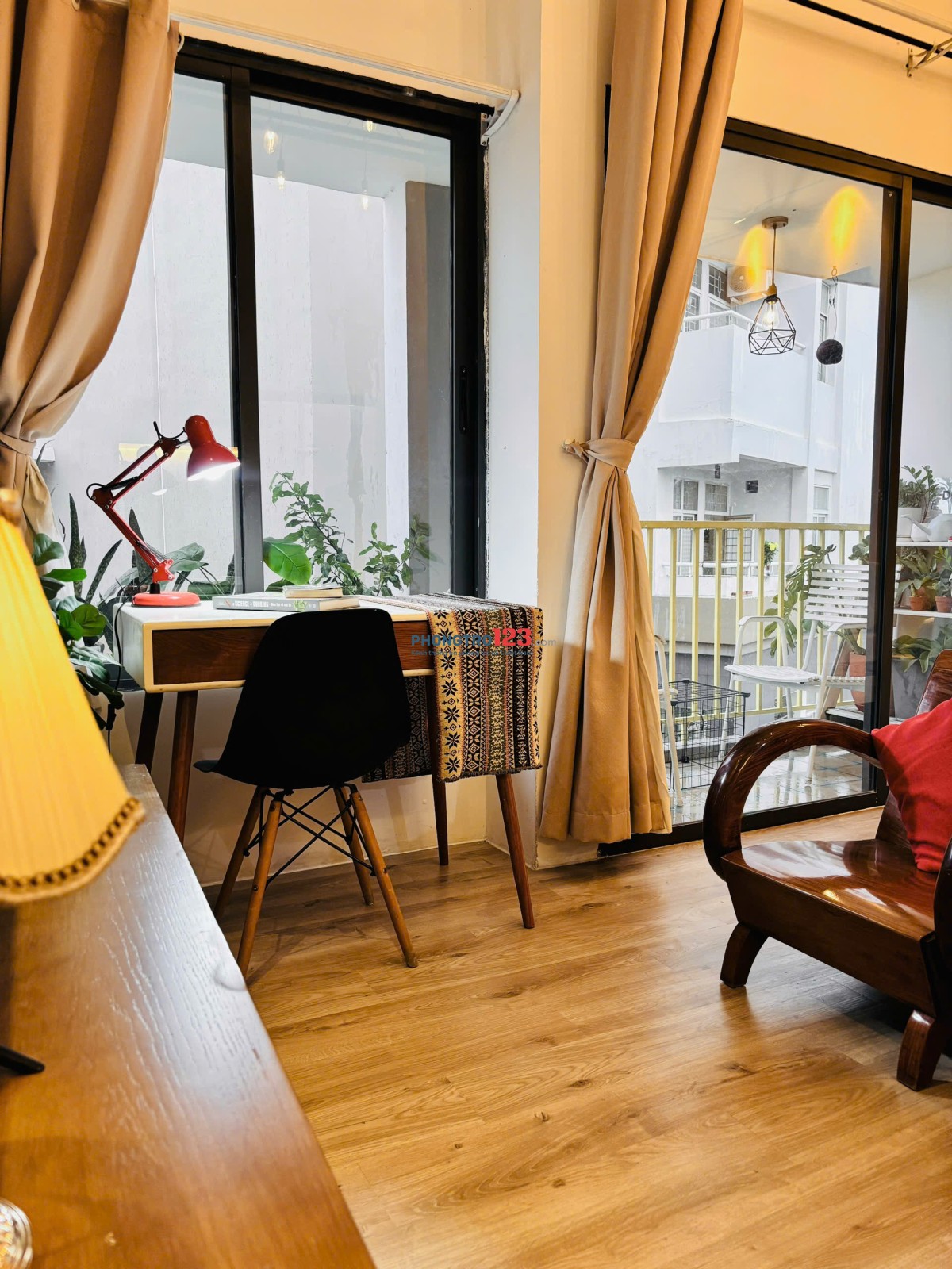 CHO THUÊ CĂN HỘ - CÓ GU - BALCONY - VIEW CÂY XANH MÁT - NGAY CẦU THỊ NGHÈ THẢO CẦM VIÊN SG