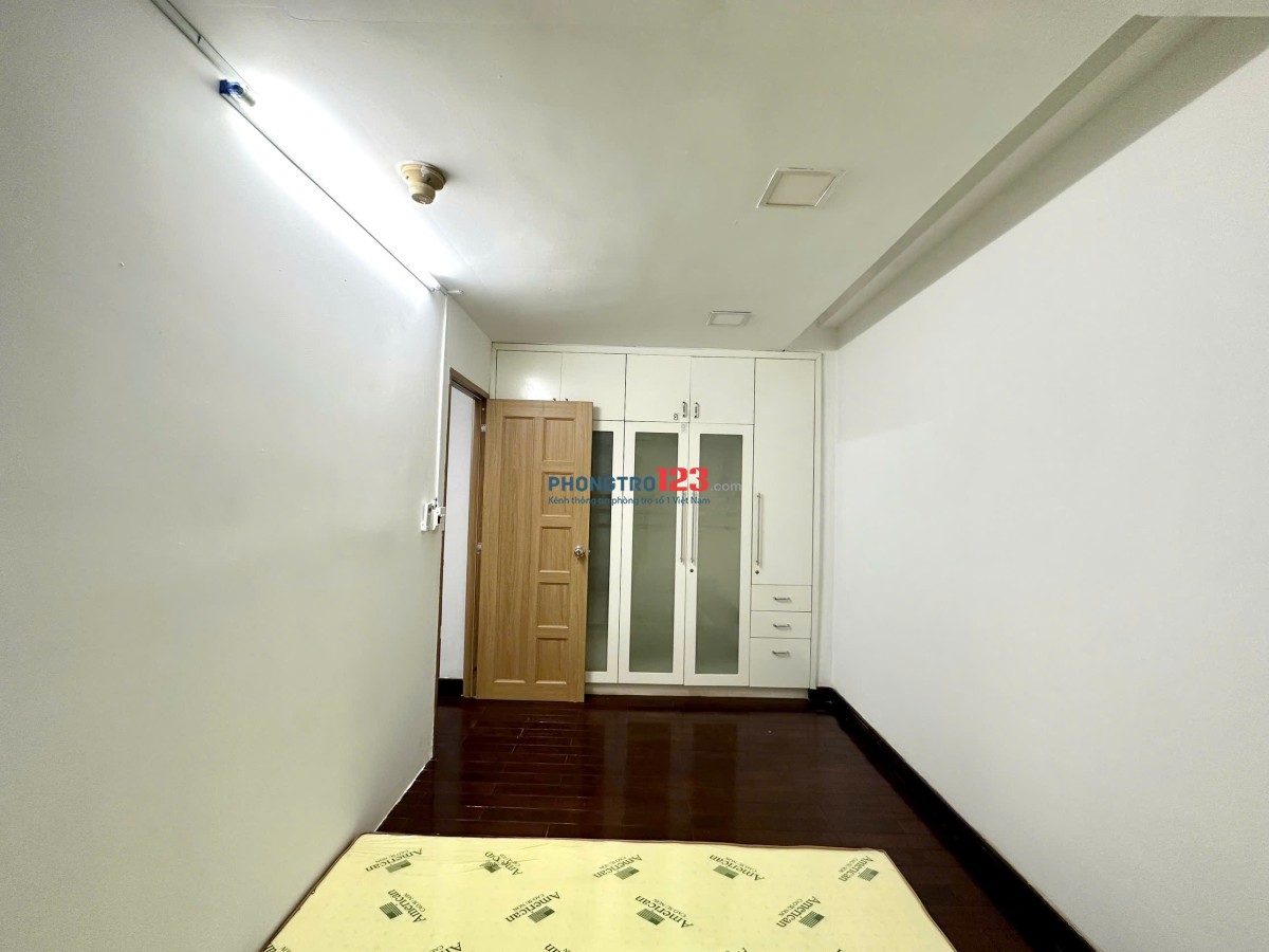 Phòng Căn hộ 1PN, PK 35m2 đủ nội thất - 224/20 Lý Thường Kiệt Q10
