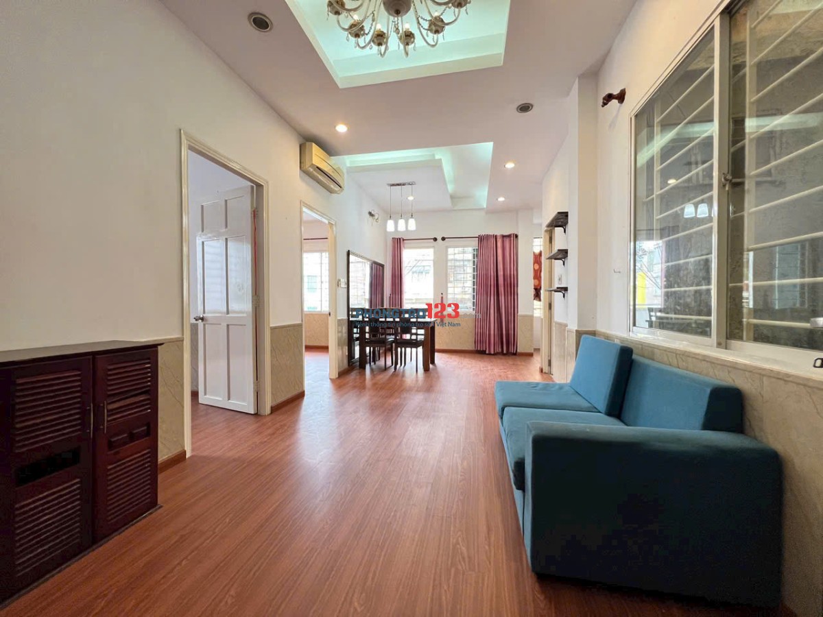 Chung cư 10A Trần Nhật Duật,Tân Định,Q1: 70m2, 2p ngủ, NT, 12tr/th