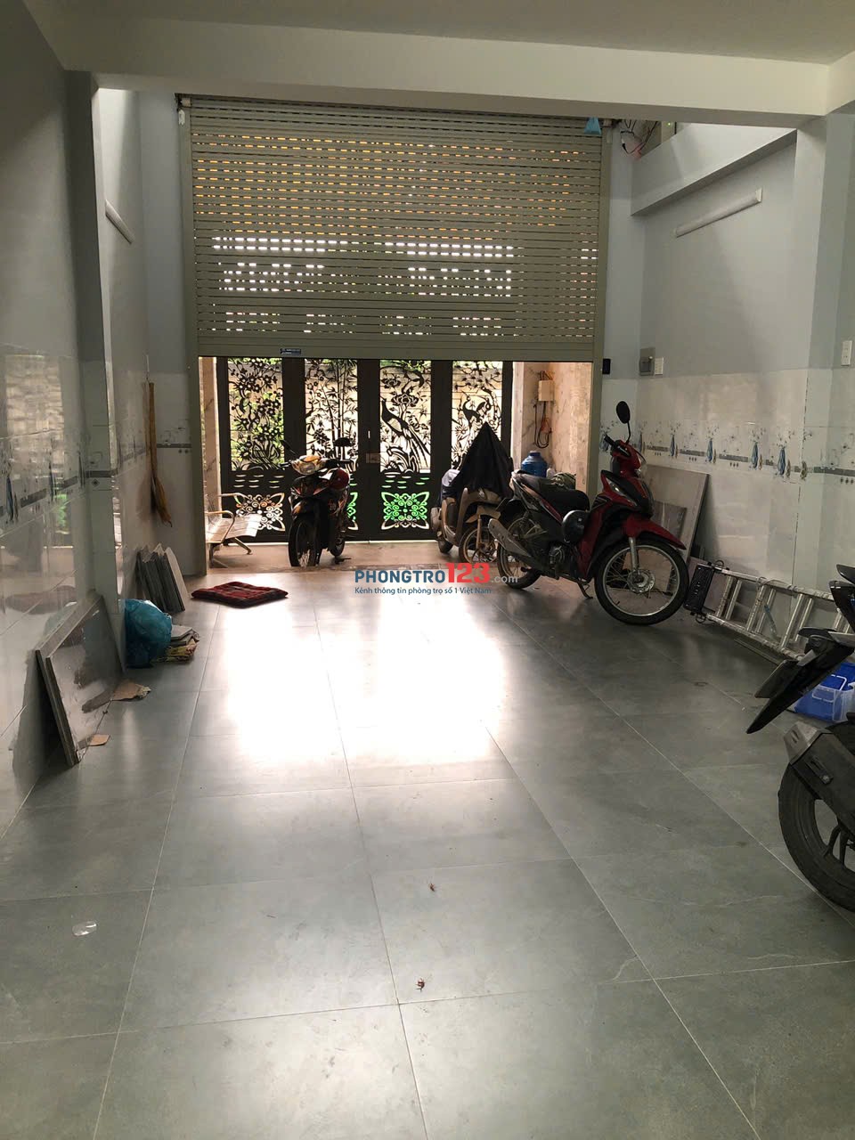 Phòng mới 100% ,có thang máy 1tr6 đến 2tr3