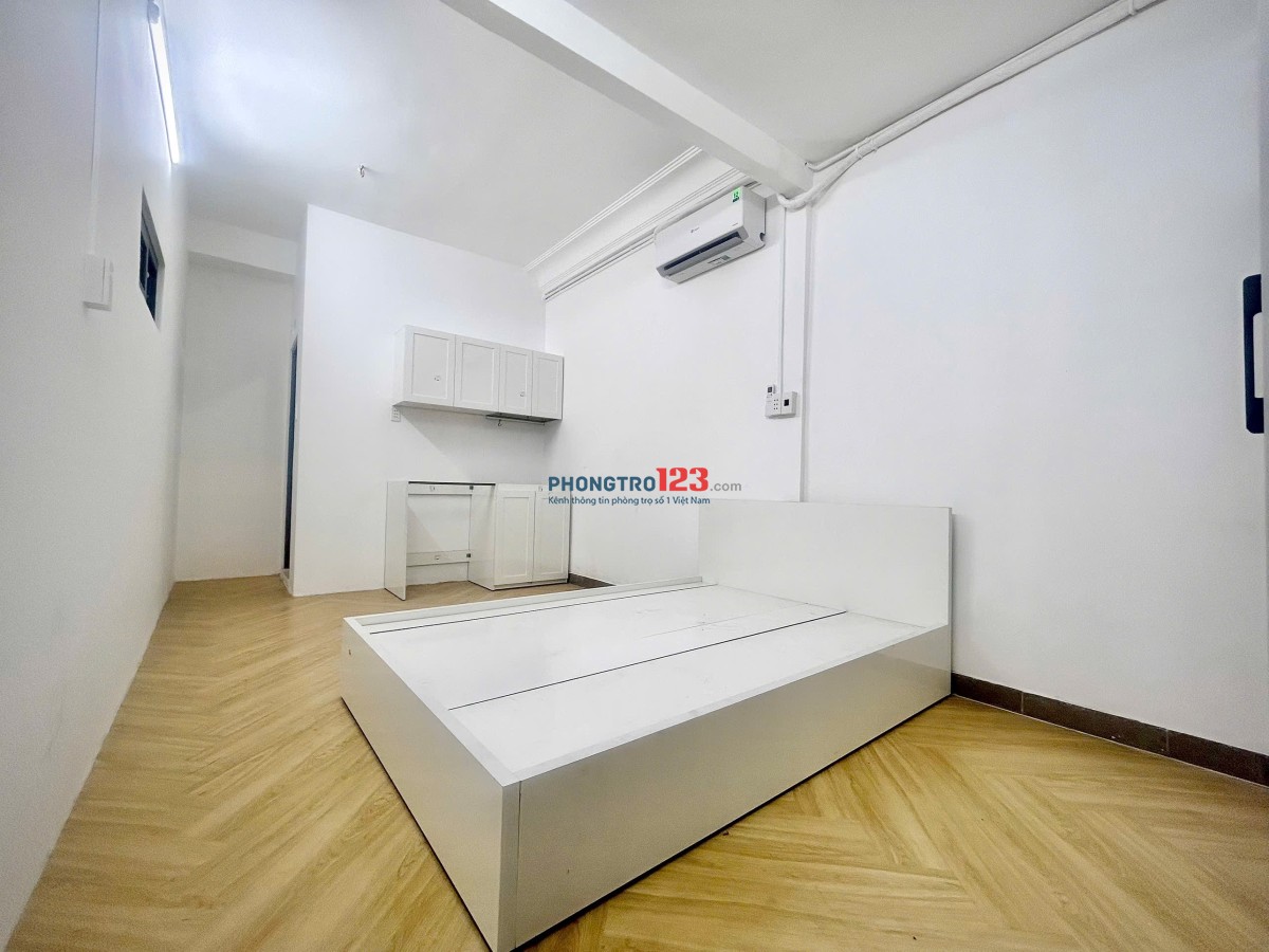 CĂN HỘ STUDIO MỚI TINH BÓC SEAL SẠCH SẼ GIÁ RẺ FULL NỘI THẤT BANCOL THOÁNG MÁT+MÁY GIẶT RIÊNG,TRỆT
