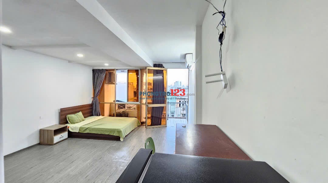 CHO THUÊ PHÒNG TRỌ RỘNG RÃI BANCOL FULL NỘI THẤT 40m2+thang máy ngay chu văn an,phường 26,bình thạnh