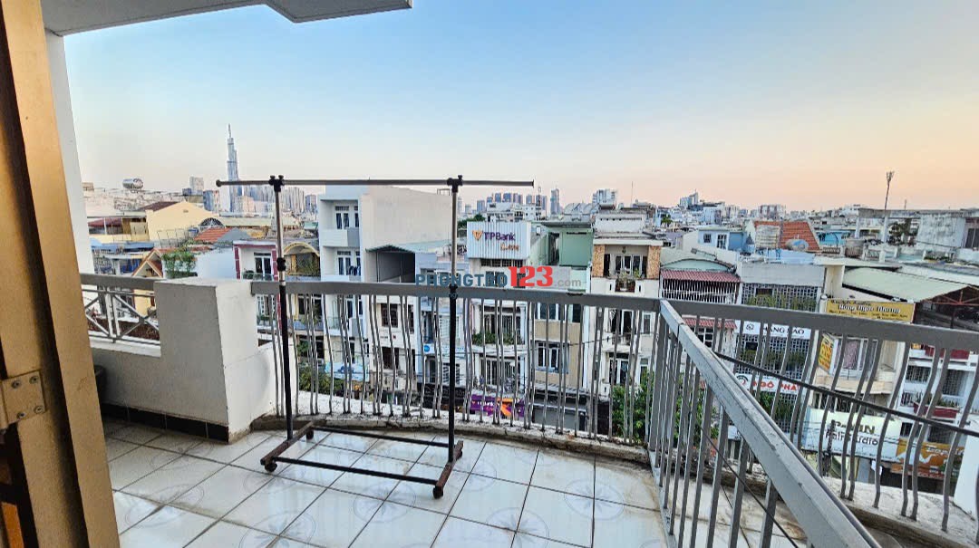 CHO THUÊ PHÒNG TRỌ RỘNG RÃI BANCOL FULL NỘI THẤT 40m2+thang máy ngay chu văn an,phường 26,bình thạnh
