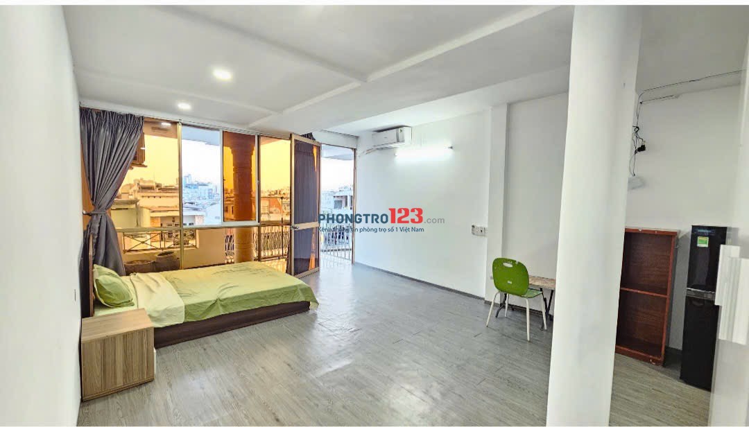 CHO THUÊ PHÒNG TRỌ RỘNG RÃI BANCOL FULL NỘI THẤT 40m2+thang máy ngay chu văn an,phường 26,bình thạnh