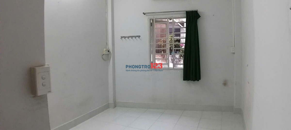Phòng trọ gần Ngã tư Phú Nhuận