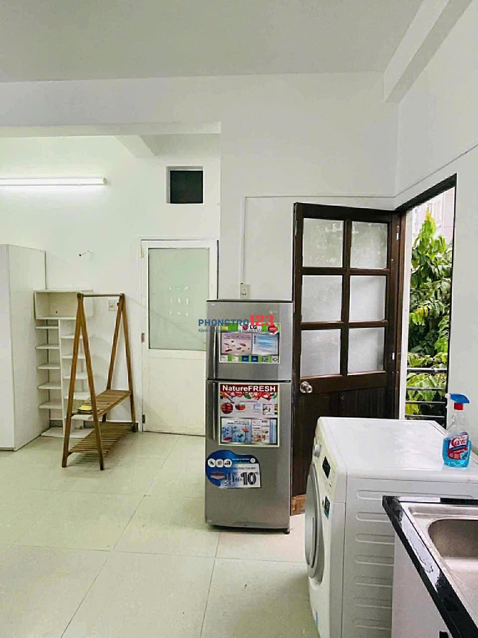 CĂN HỘ BAN CÔNG CỬA SỔ - RỘNG 40M2 - GẦN ĐH VĂN LANG - FULL NỘI THẤT - MÁY GIẶT RIÊNG