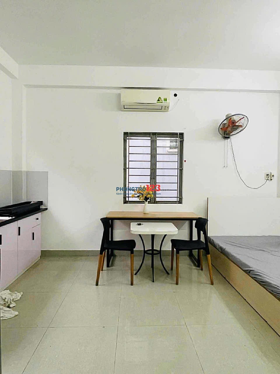 CĂN HỘ BAN CÔNG CỬA SỔ - RỘNG 40M2 - GẦN ĐH VĂN LANG - FULL NỘI THẤT - MÁY GIẶT RIÊNG