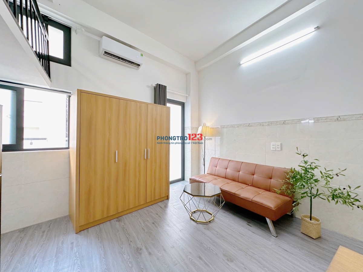 Chdv ngay Văn Lang Cs2-3 , Phạm Văn Đồng , chợ Bà Chiểu - cầu Bông - Sân Bay - Ngã tư Hàng Xanh