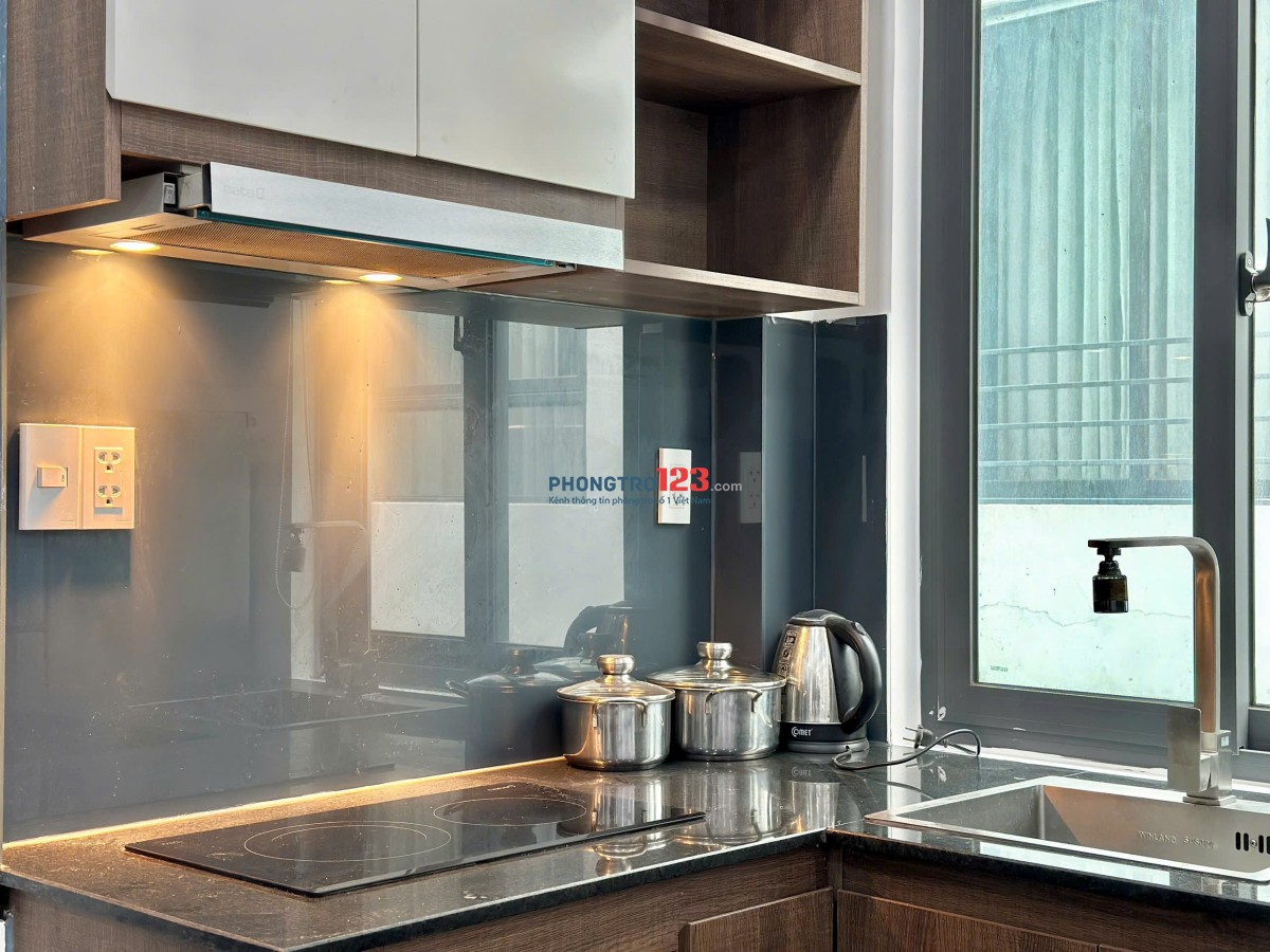 Cho Thuê Phòng Ngay Cầu Thủ Thiêm_Vinhome Golden River Q Bình Thạnh