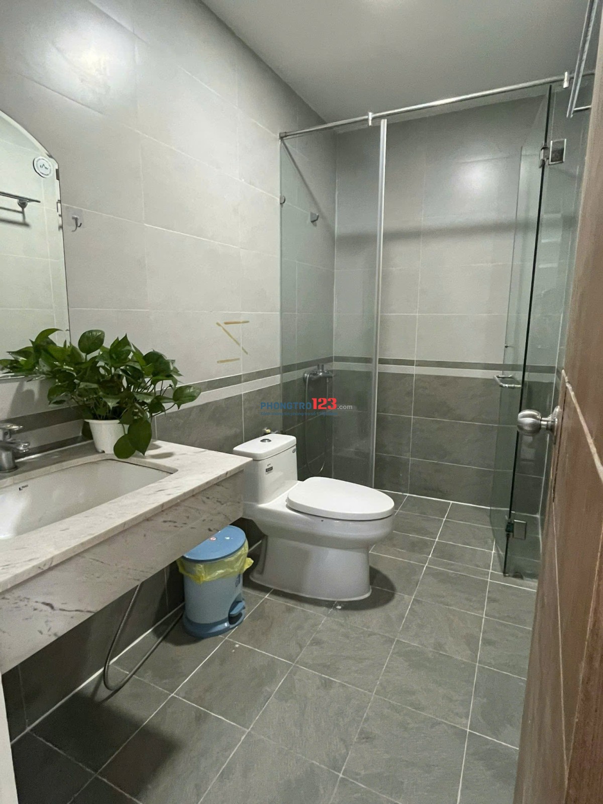 CHO THUÊ CĂN HỘ 1 PN/ STUDIO BAN CÔNG, FULL NT TẠI PHƯỜNG TÂN PHONG QUẬN 7 GẦN LOTTE MART, RMIT,TDTU