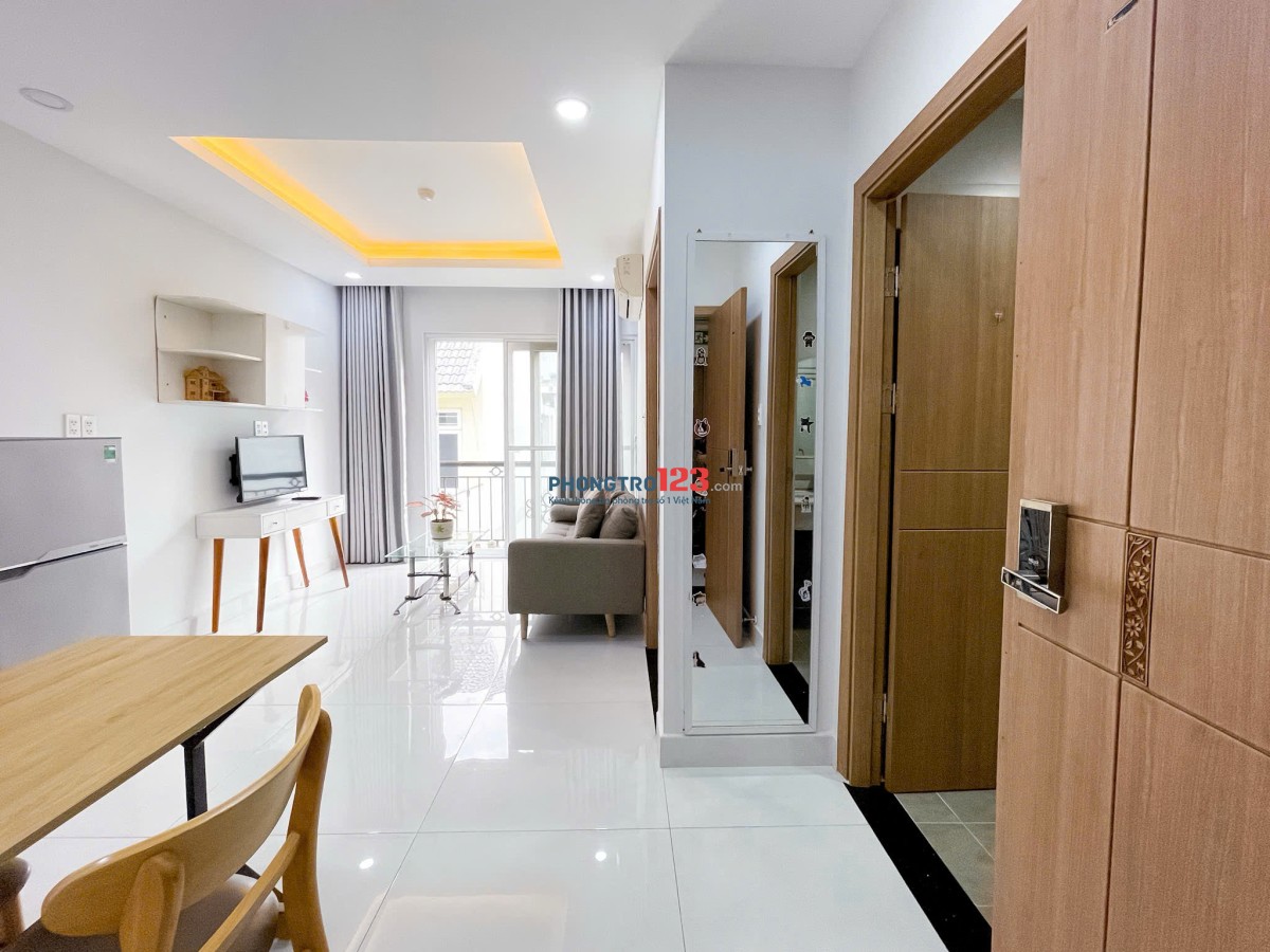 CHO THUÊ CĂN HỘ 1 PN/ STUDIO BAN CÔNG, FULL NT TẠI PHƯỜNG TÂN PHONG QUẬN 7 GẦN LOTTE MART, RMIT,TDTU