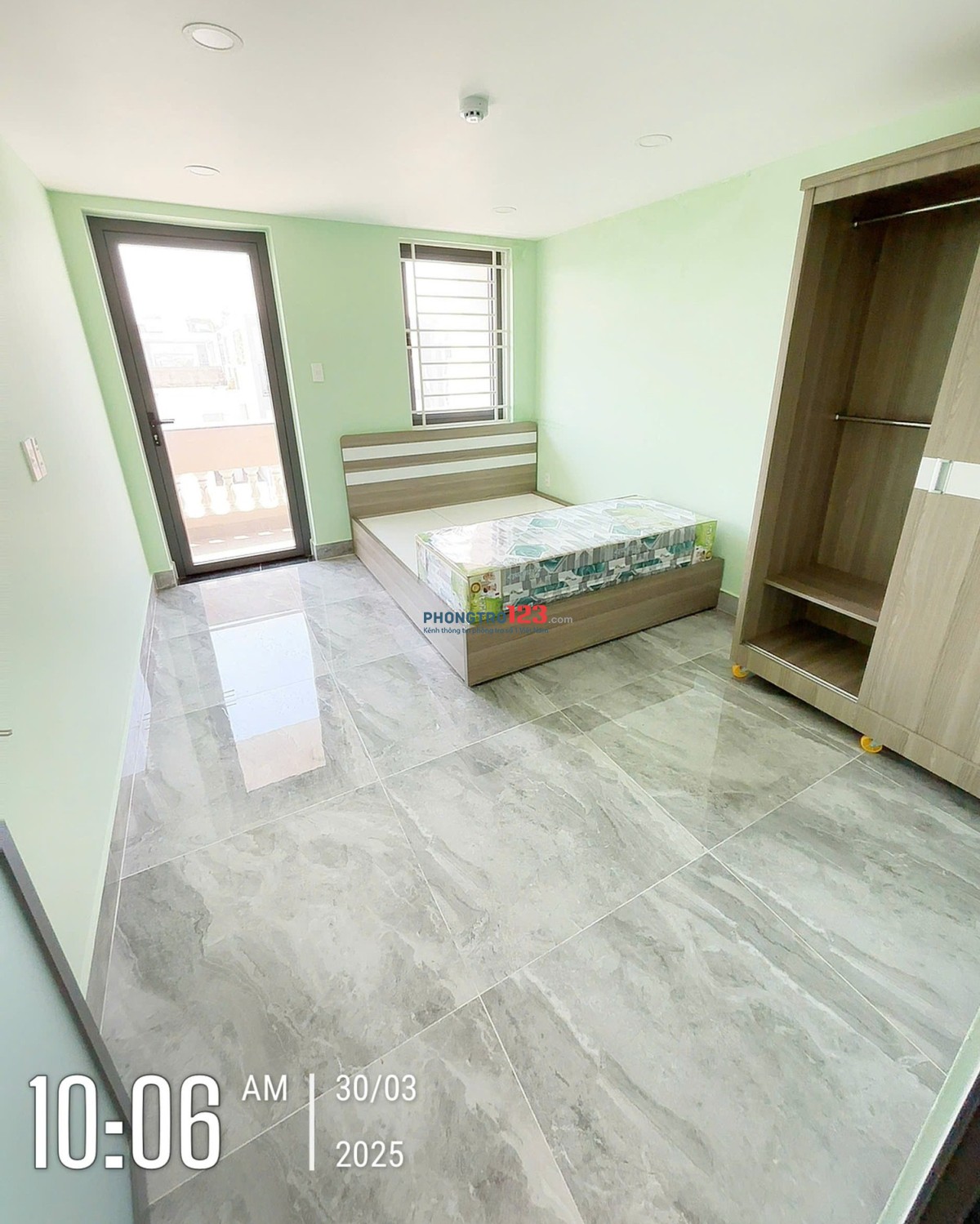 phòng trọ Cát Lái 3tr full nt có ban công (tolet chung, bếp chung)