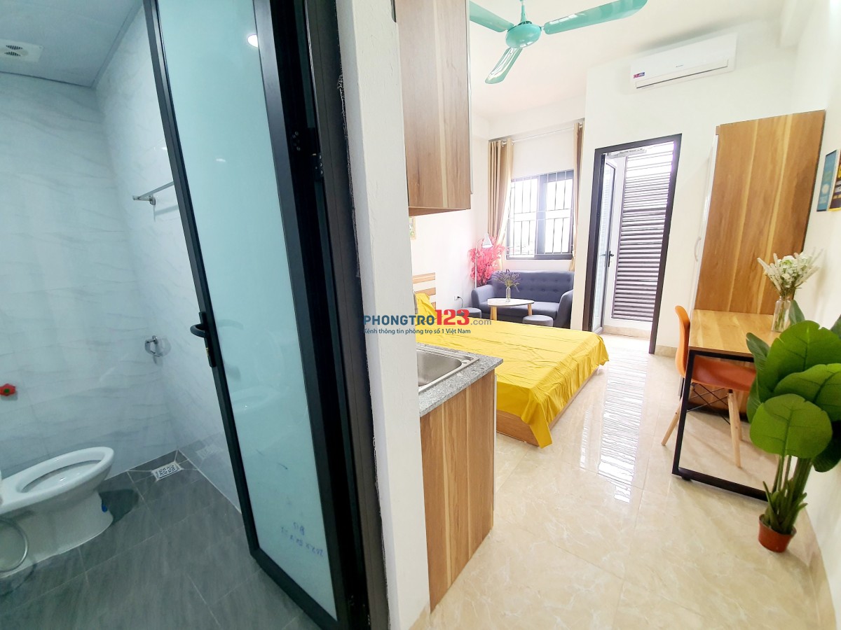 39 Yên Xá full nội thất, ngay gần bệnh viện 103, hồ Văn Quán, có ban công, máy giặt riêng