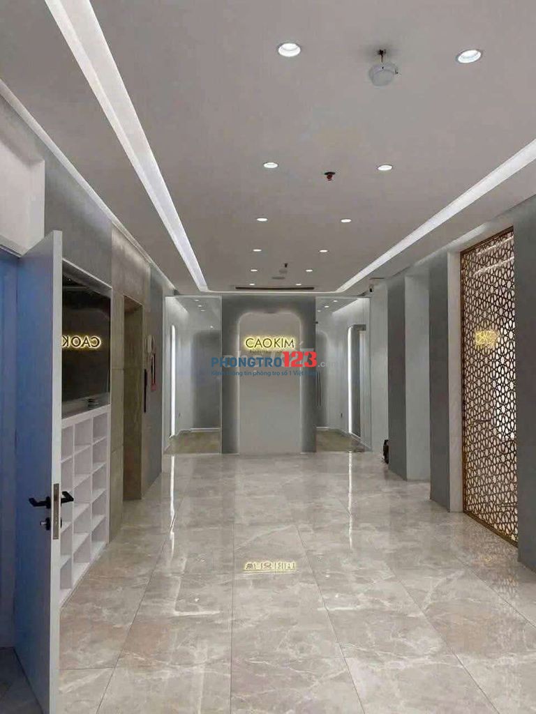 Cho thuê mặt tiền 12x20m đường Lý Tự Trọng, Quận 1