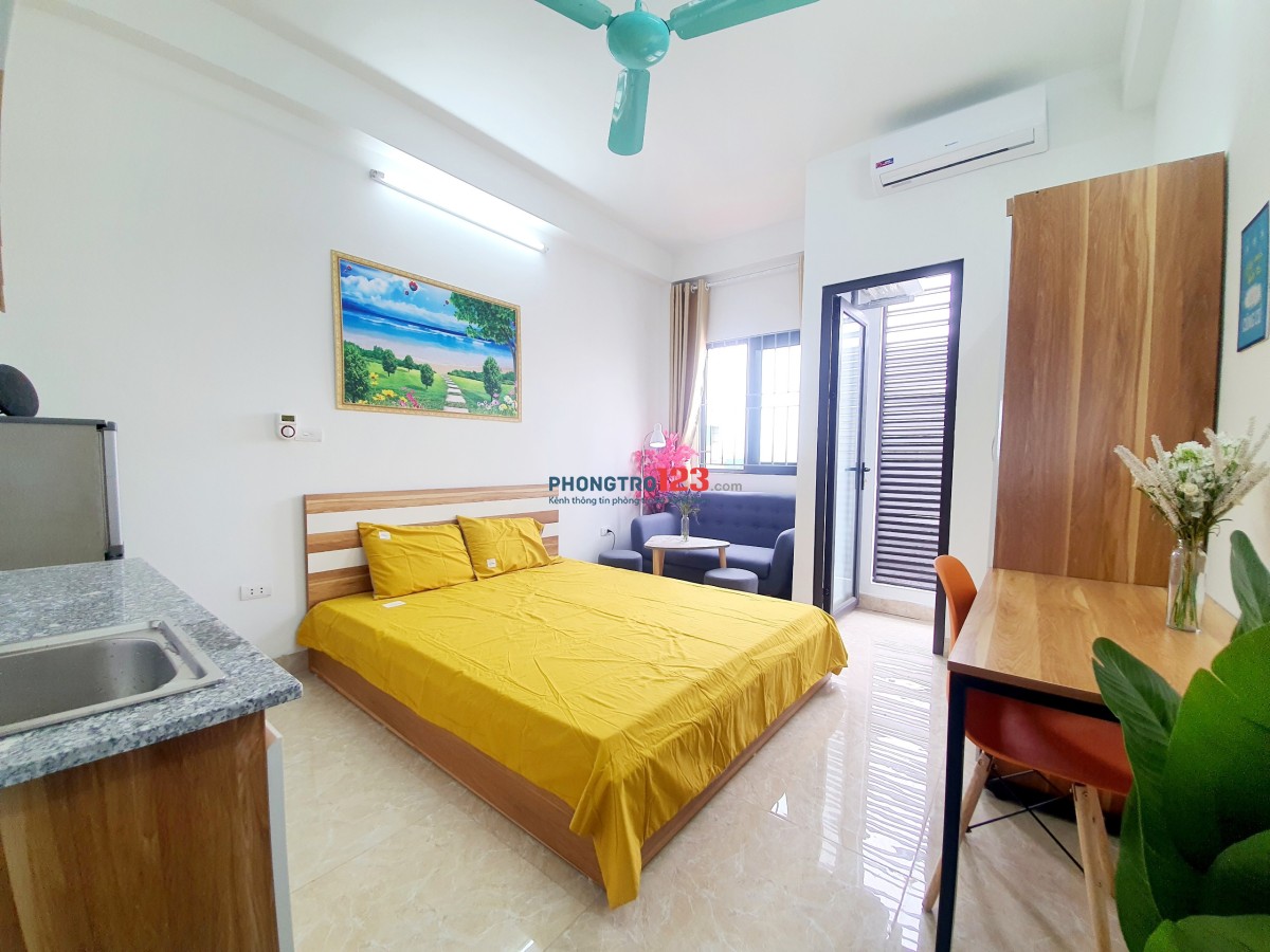 39 Yên Xá full nội thất, ngay gần bệnh viện 103, hồ Văn Quán, có ban công, máy giặt riêng