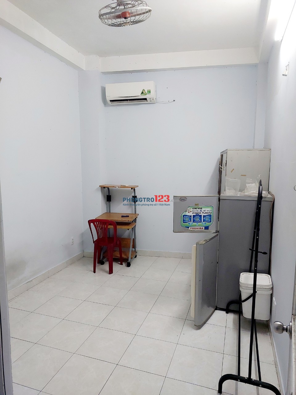 Cho Thuê Phòng Q10, rộng rãi thoải mái, nội thất cơ bản, cửa sổ, 3trieu